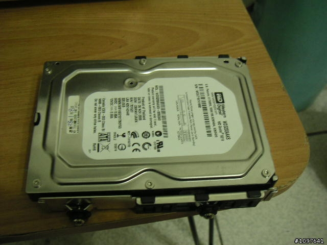 [開箱文]幫電腦換新家 低調全鋁機殼 PC-7FN