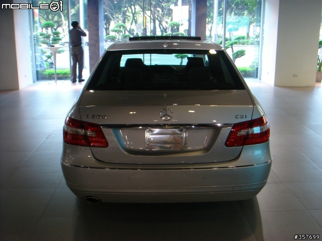 [開箱文]E200 CGI 不專業分享