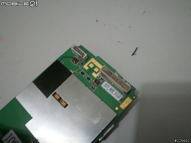 解剖 i350 (感謝get1992補上拆開鐵蓋的新圖)