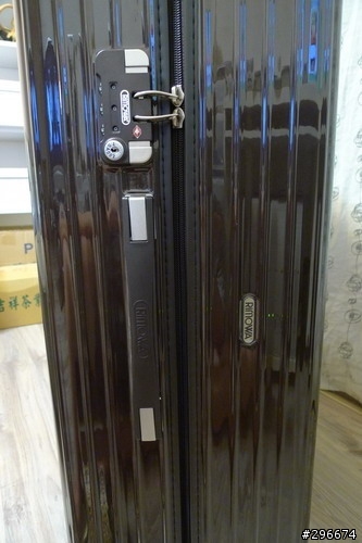[開箱] RIMOWA PC防彈橡膠 行李箱