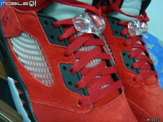 寄錯的一組球鞋><"(下)AIR JORDAN 五代 DMP