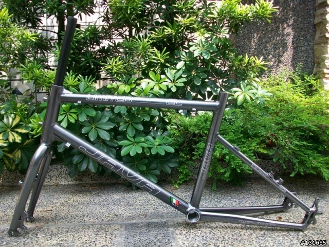 想組一台小徑車，該買成車改還是買車架改?考慮Java車架，請大大們賜教^^