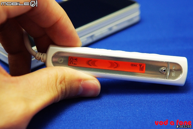 [分享] 年代久遠的903sh 液晶線控