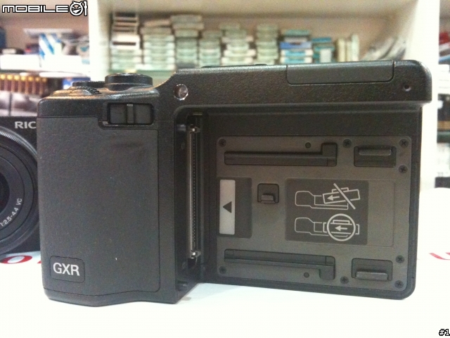 不小心看到RICOH GXR實機