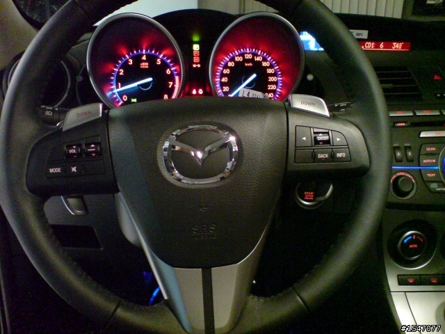 小黑到啦~New Mazda3 2.0 汽車美容&BILSTEIN開箱分享