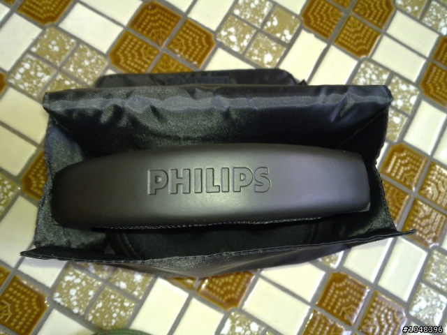 [開箱文]第一次開箱~PHILIPS SHP8900 Hi-Fi 立體聲全罩式耳機