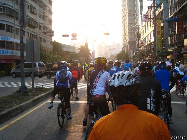 [ 照片 ] 2009 12/05 環大臺北自行車挑戰隊活動...