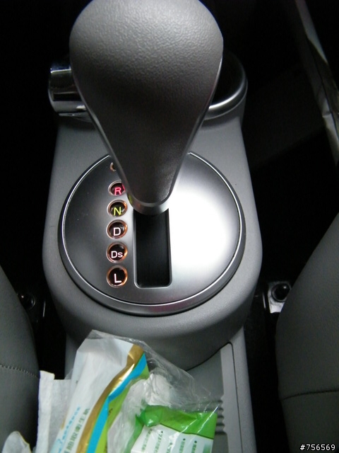 [新車+兒子+老婆開箱文]老婆挑的實用小車 all new colt plus P.s 私藏的漂亮老婆終於同意露臉!!我們去了貴森森的昱帝嶺~圖多