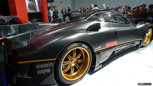 Pagani Zonda R & F Roadster@ Top Gear Show