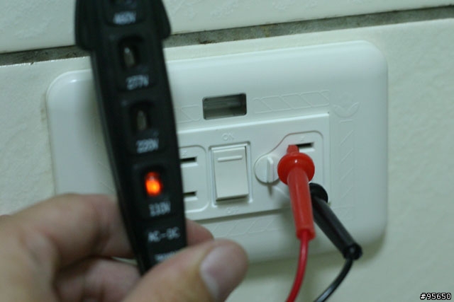 [開箱]用料紮實的省電安全插座