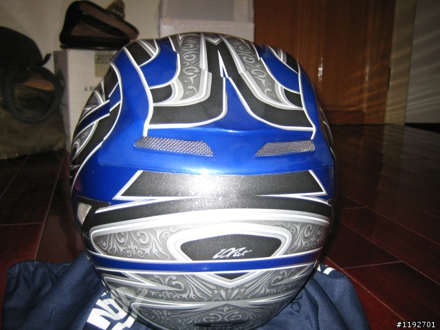 AGV STEALTH 安全帽