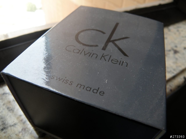 【(遲)開箱】我的的一隻ck Calvin Klein 精簡與時尚的代名詞