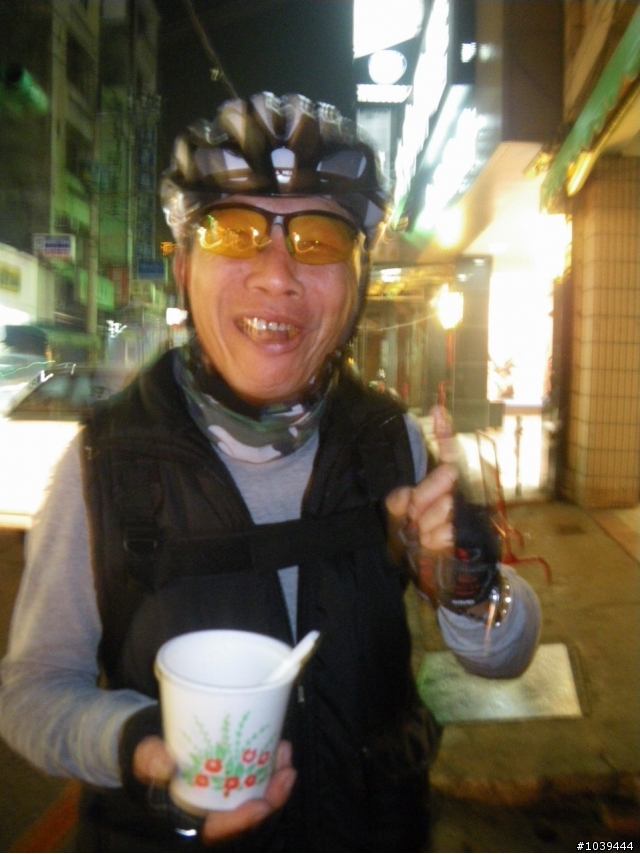 [分享]香腸妹妹單車處女航