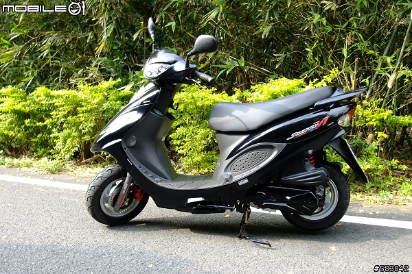 [我的第一次開箱]KYMCO 奔騰 V1 125 FI