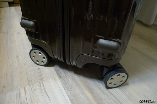 [開箱] RIMOWA PC防彈橡膠 行李箱