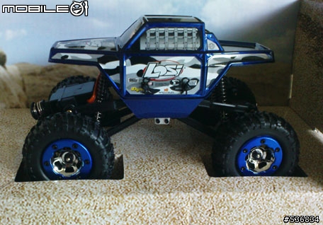 新玩具開箱 - Losi Micro 小攀岩車