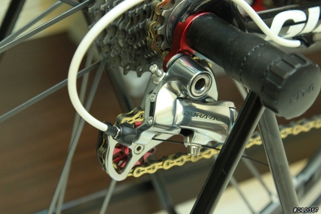 [分享]fi'zi:k Arione K:1 & 2010年GIANT Advanced SL 1