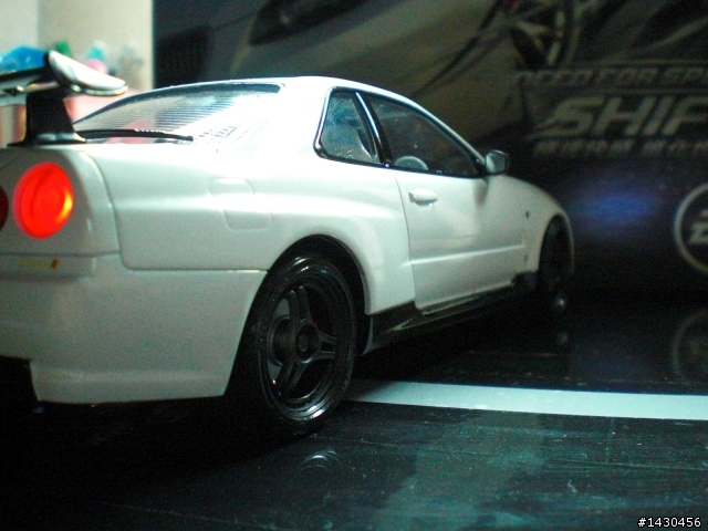 NISSAN SKYLINE GTR R-34(LED板)