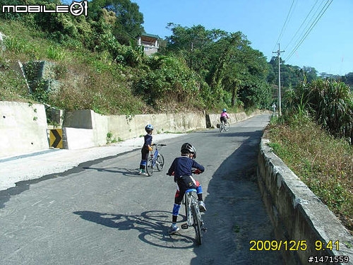 看新社花海不會塞車的路線,中正公園南坑巷-崑山-新社花海