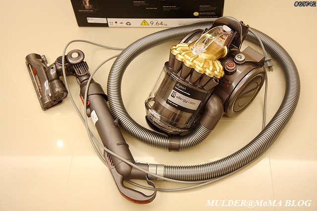 [MoMo桑分享] Dyson DC22 Allergy + DDM 滿除男人浪漫夢想的強力吸塵器 !!