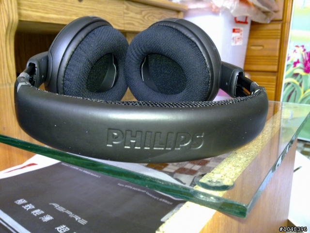 [開箱文]第一次開箱~PHILIPS SHP8900 Hi-Fi 立體聲全罩式耳機