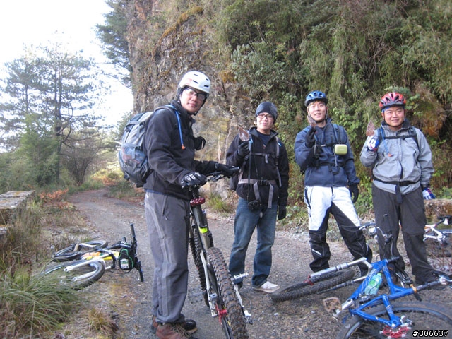 騎車、爬山兩相宜之郡大林道 (新增下坡影片)