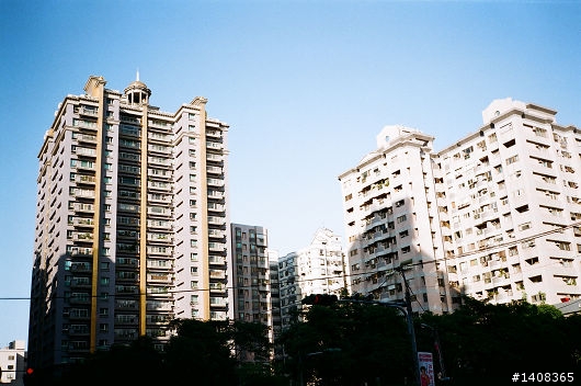 日式清淡大樓 ~~~ 富士 PROPLUS II 100