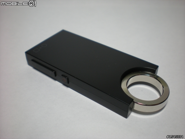 [開箱]新手初次發文，Cowon iAudio E2 4G(黑)。