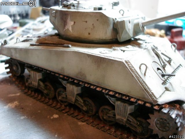 1/35  M4A3E2 二戰美軍中型坦克改良款-"Jumbo" 巨無霸 with 雪地迷彩