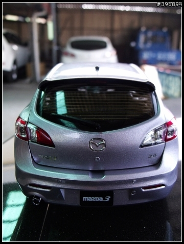 小小New MAZDA3 銀紫色 開箱 (12.30新增照片)