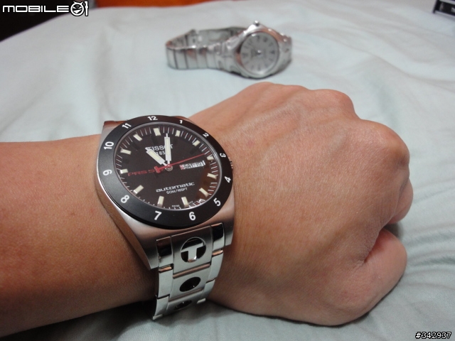 [開箱文] TISSOT PRS516 極速複刻機械錶 + PRC100 三眼計時石英錶