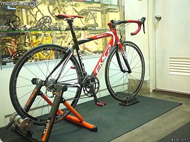 09'' Emc2 Etape TEAM