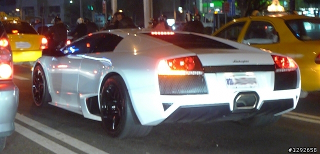 此物只應天上有之Lamborghini LP640大白牛夜巡高雄