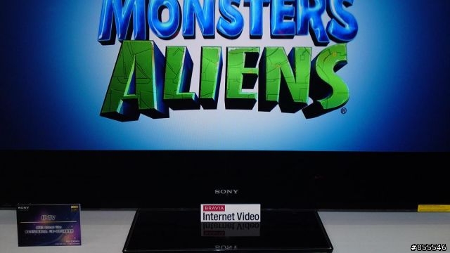 [雜記] 上週六的資訊展SONY 3D電視攤位隨手拍