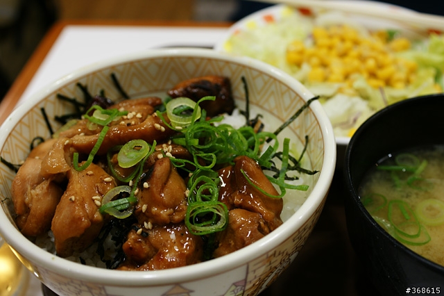 [開箱及分享] Sony DT 30mm F2.8 Marco SAM