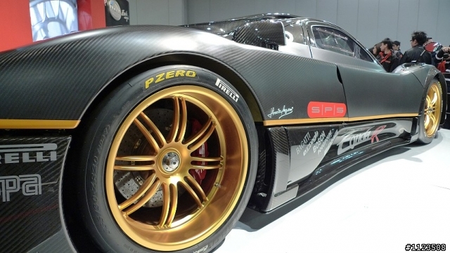 Pagani Zonda R & F Roadster@ Top Gear Show