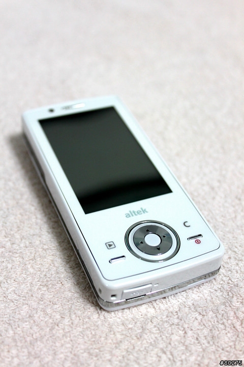 091211 altek T8680 [0102a]：專業影像手機
