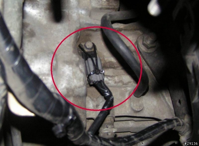請教圖中MAV 自排變速箱感應器零件名稱為何????