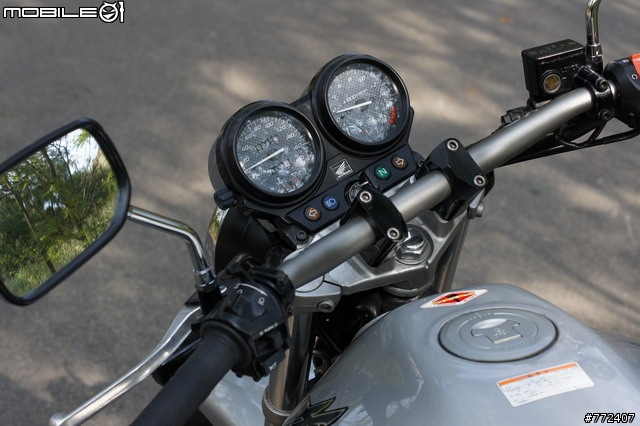 250cc級距對決-小黃蜂250 VS VTR250