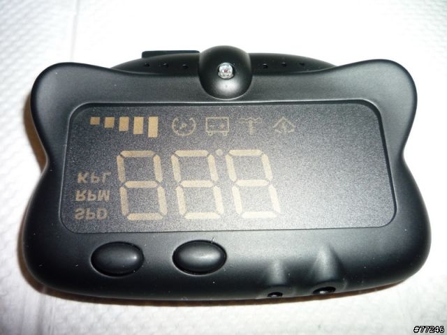 多功能HUD抬頭顯示器開箱照(12/25新增使用心得)