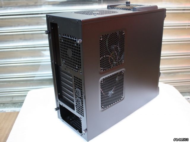[好料]平價超值好殼－IKONIK Transform M5台灣限定版！