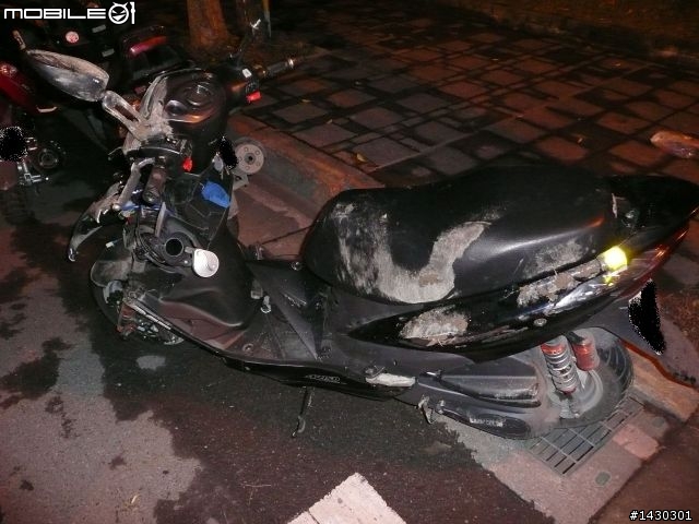 遲來的跨年夜摔車開箱文...........