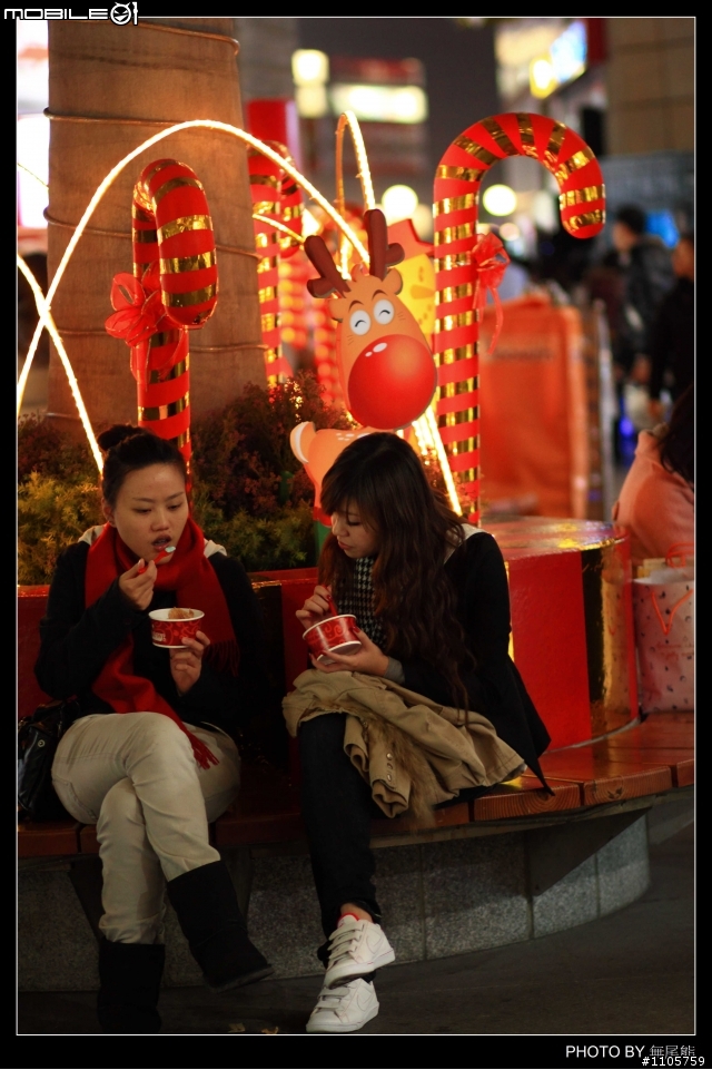 [開箱文]2010年第一顆小定砲Canon EF 85mm f1.8
