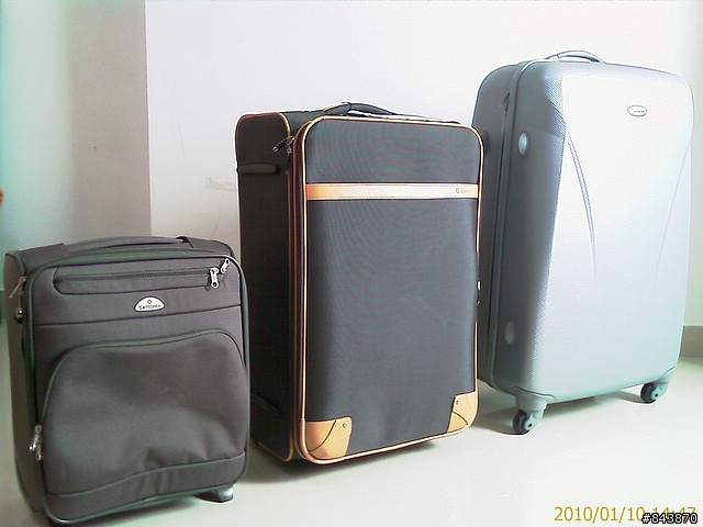 [開箱文] Eminent & Samsonite 行李箱 (1/27 新增Hello Kitty)