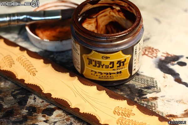 過年的伴手禮第一章－雕花皮帶[麥穗]
