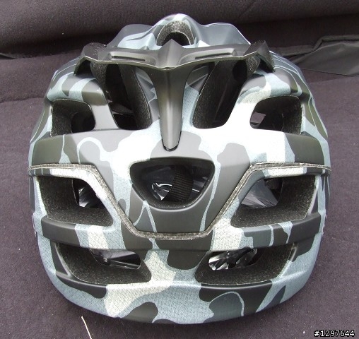狐狸系列首部曲--3隻小狐狸.....安全帽Fox Flux helmet