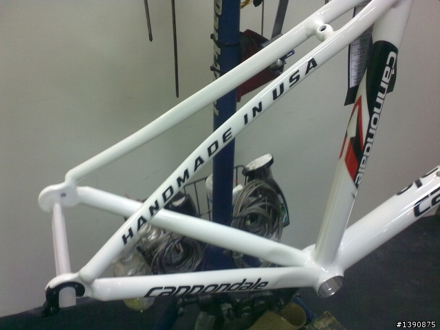 [開箱]限量版 cannondale caad9