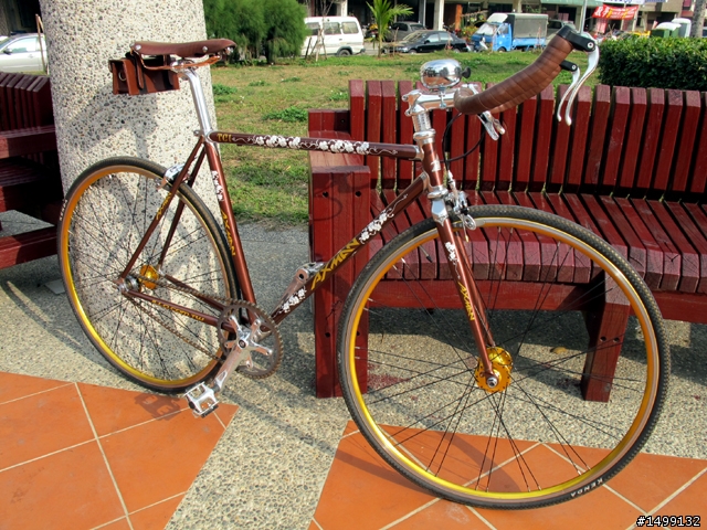 [遲來的分享] 一點都不 Fixed Gear 的古典 AXMAN 鋼管單速車