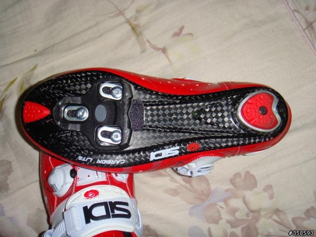 [開箱]~~2010 SIDI ERGO2...原來好卡鞋真的很重要....