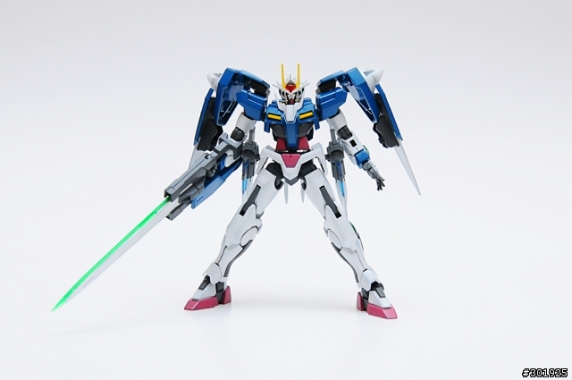 HG 1/144 00 Raiser + GN Sword III